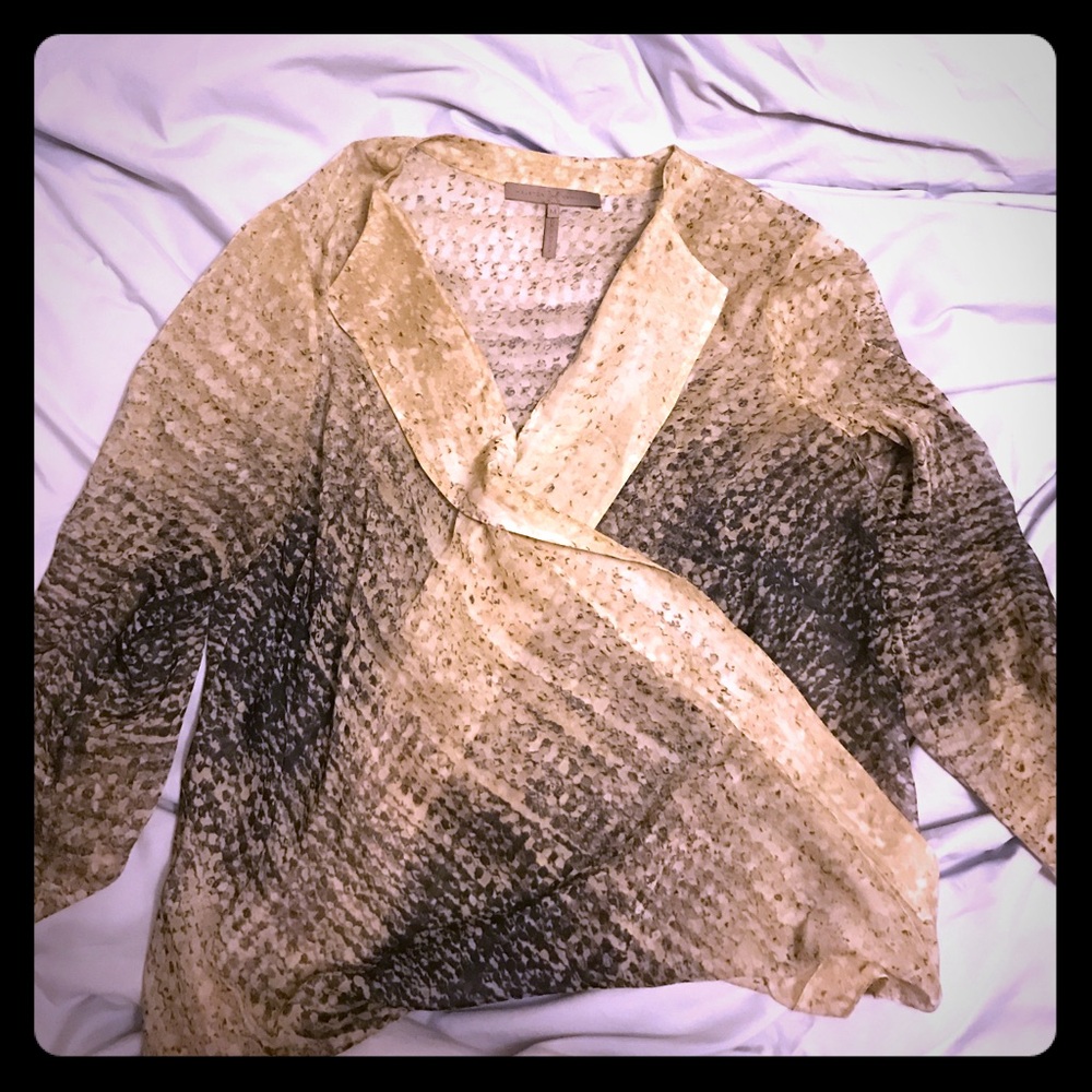 Elegant Beige and Black Women's Top